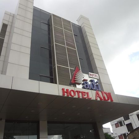 Hotel Adi Nágpur Kültér fotó