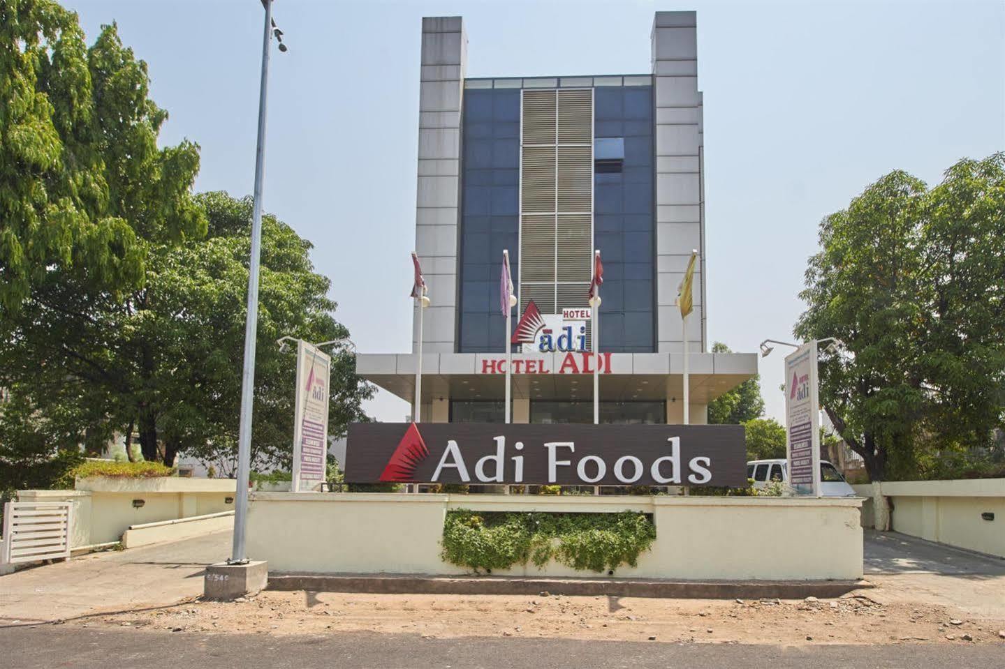 Hotel Adi Nágpur Kültér fotó